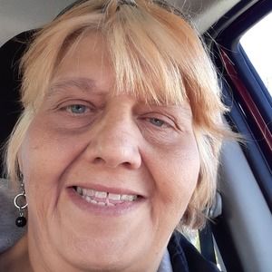 Meet your Posher, Pamela